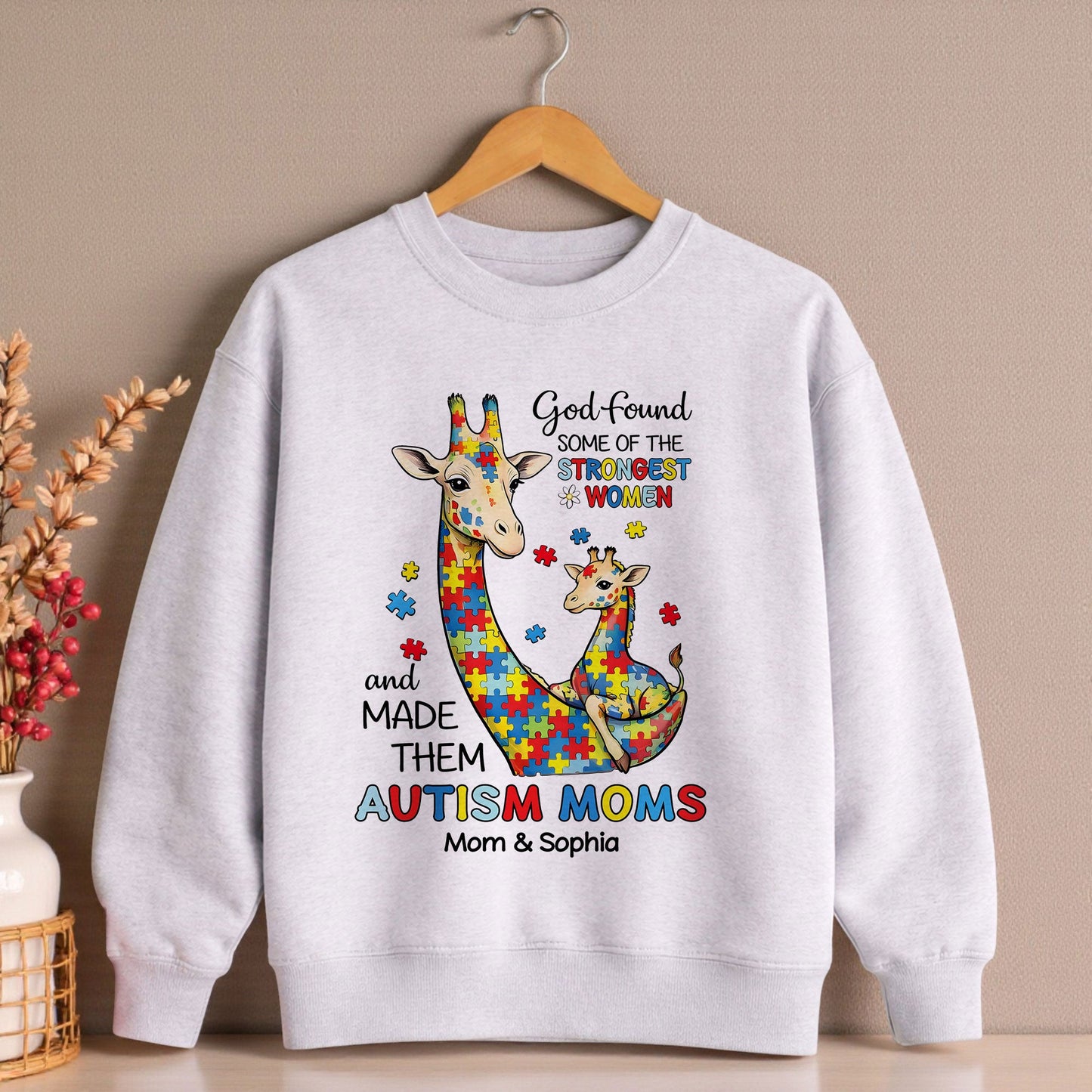 Custom Autism Giraffe Mom Shirt  THUU6250301
