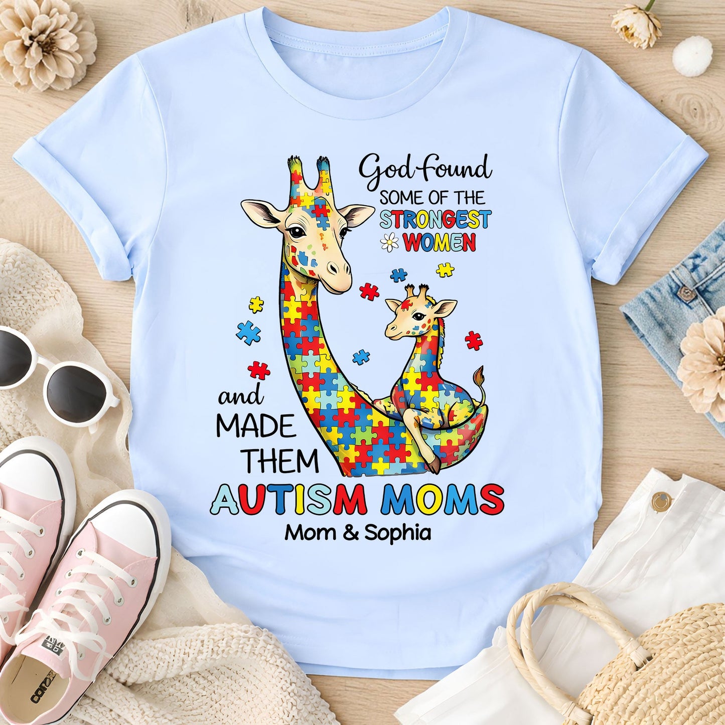 Custom Autism Giraffe Mom Shirt  THUU6250301